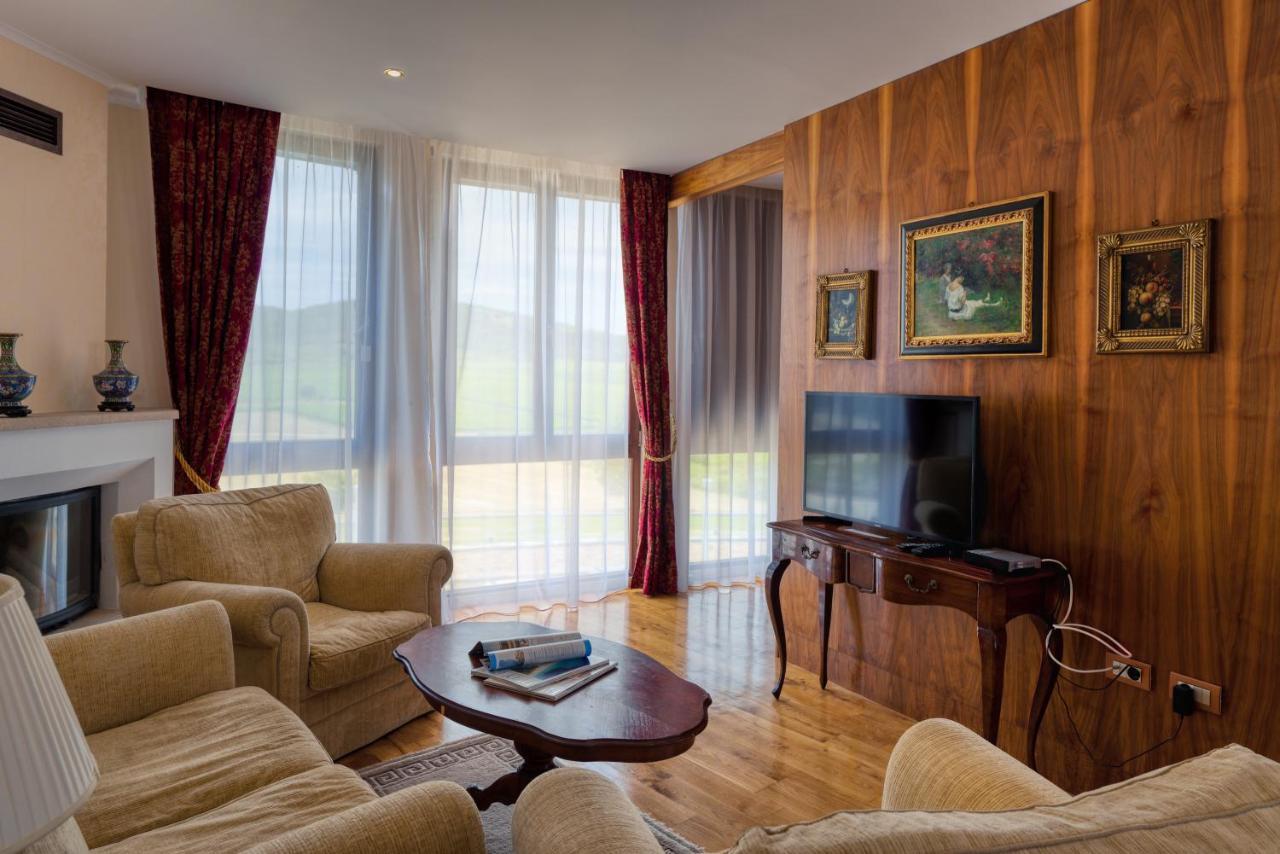 Hotel Soli Invicto Elenovo  Exteriér fotografie