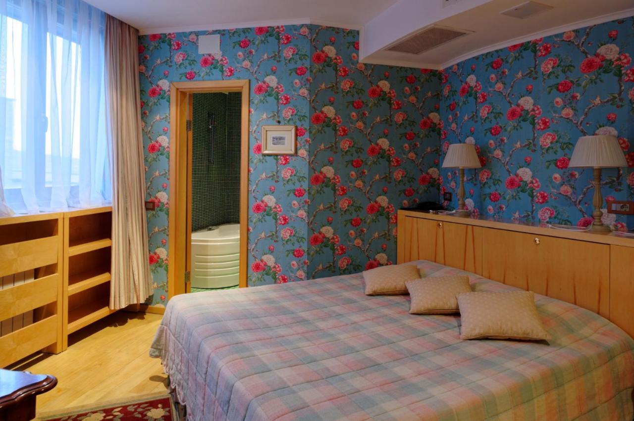 Hotel Soli Invicto Elenovo  Exteriér fotografie