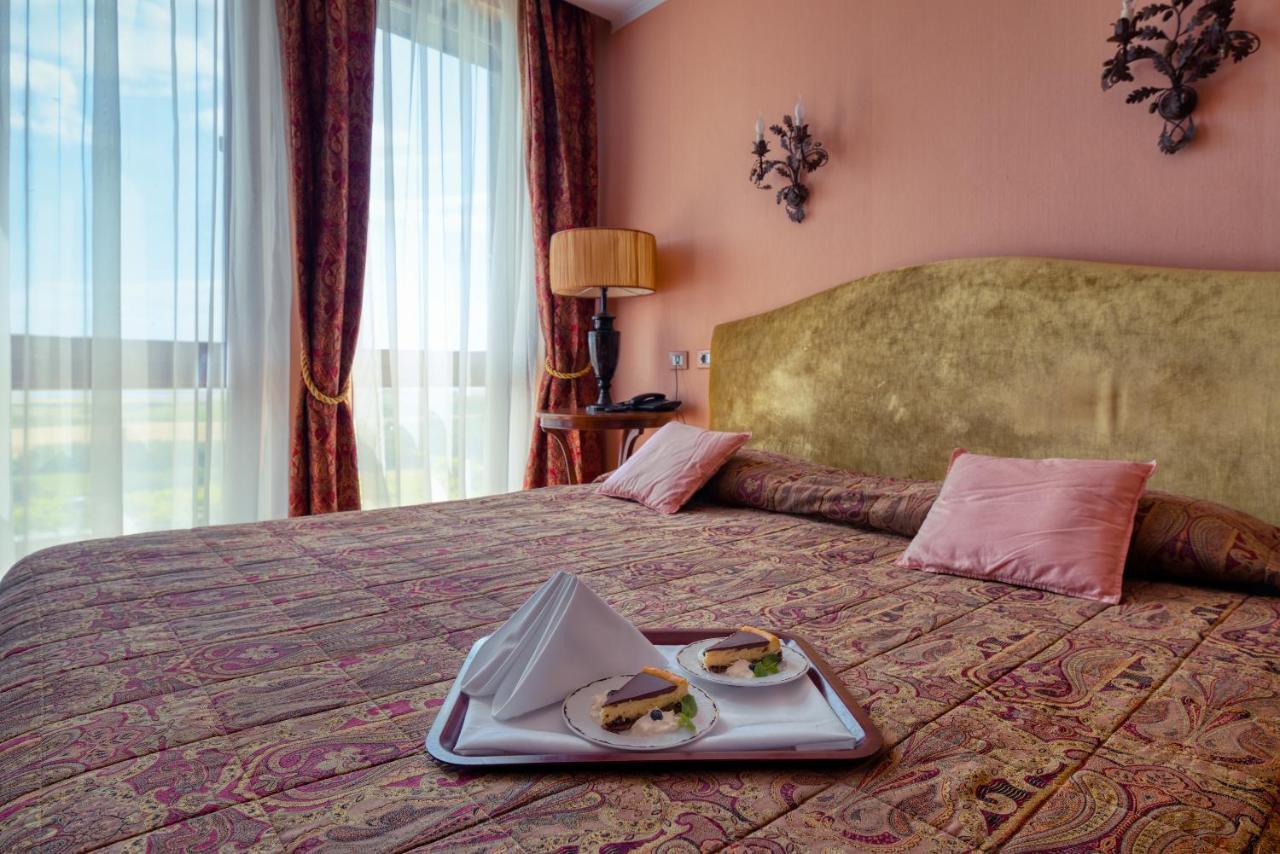 Hotel Soli Invicto Elenovo  Exteriér fotografie